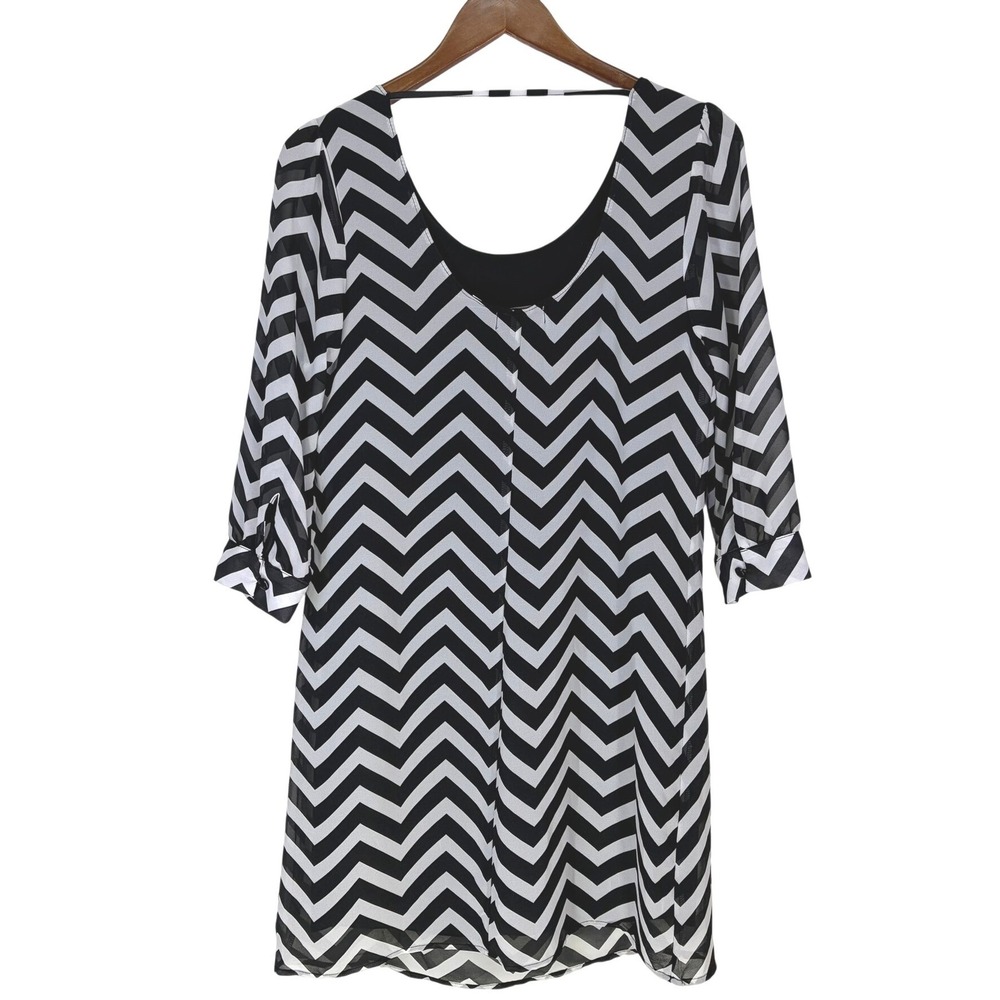Woman's Chevron Mini Dress Size L Black White Sheer Sleeve Mother of the Bride